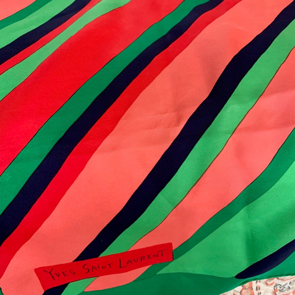 YVES SAINT LAURENT Scarf - Picture 7 of 9
